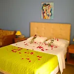 Hotel Oasis 3*