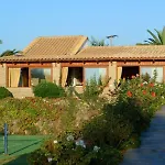 Oasis Hotel 3*