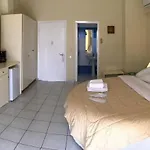 Oasis Hotel 3*