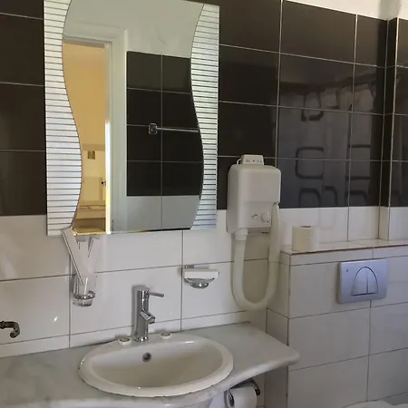 όασις Ξενοδοχείο Κυπαρισσία