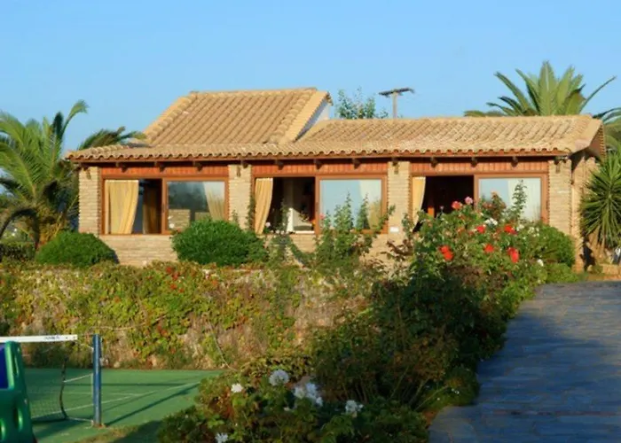 Oasis Hotel 3*
