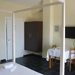Oasis Hotel 3*
