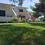 מלון Oasis קיפריסיה