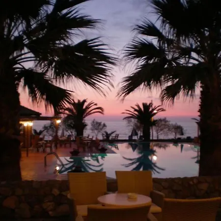 Oasis Hotel