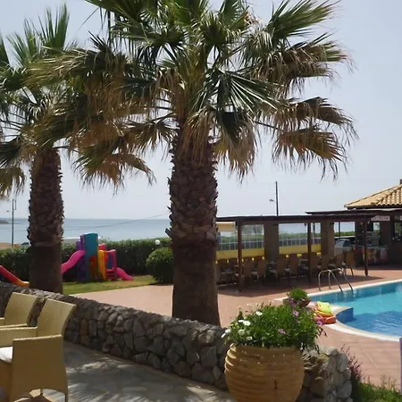 Oasis 3* Kyparissia