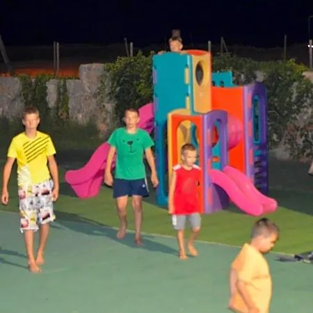 Oasis מלון קיפריסיה
