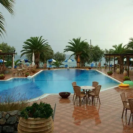 Oasis Kyparissia