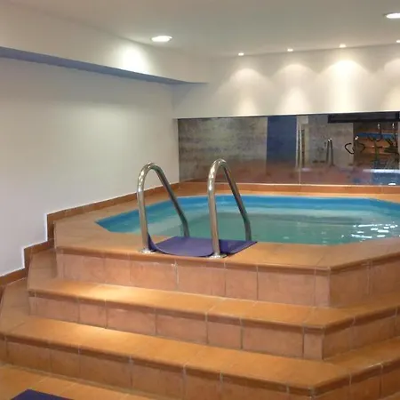 Oasis Hotel