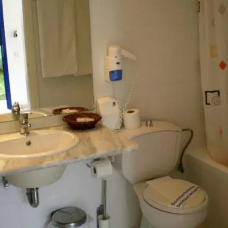 Oasis Hotel 3*