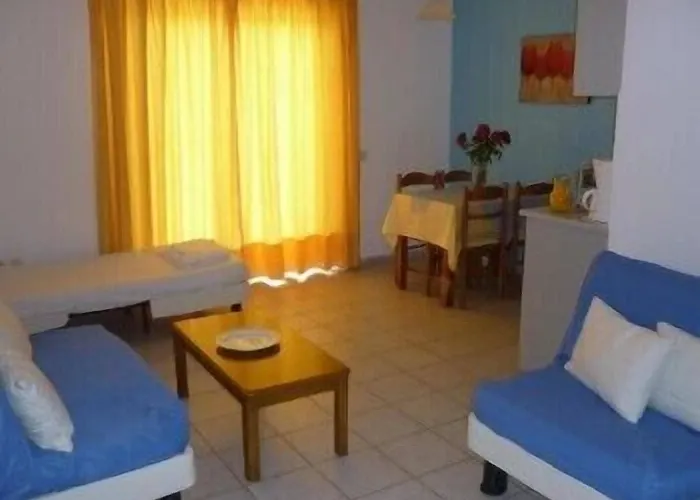 Oasis Hotel Kyparissia