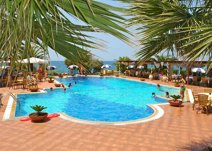 Oasis 3* Kyparissia